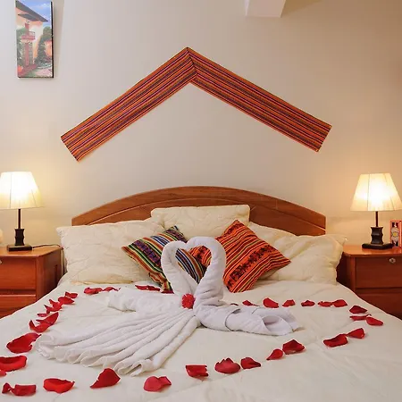 Kuna Del Inka Hotel